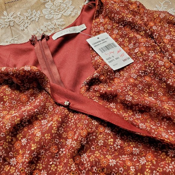 Lush Brick Floral Sundress, Maroon - Picture 7 of 11